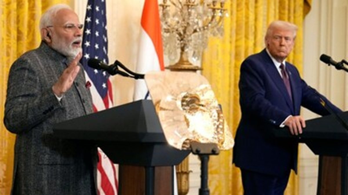 भारत रूसी तेल आयात पर ट्रम्प के नवीनतम खतरे पर वापस हिट करता है, कॉल 'अन्यायपूर्ण और अनुचित' कदम उठाता है