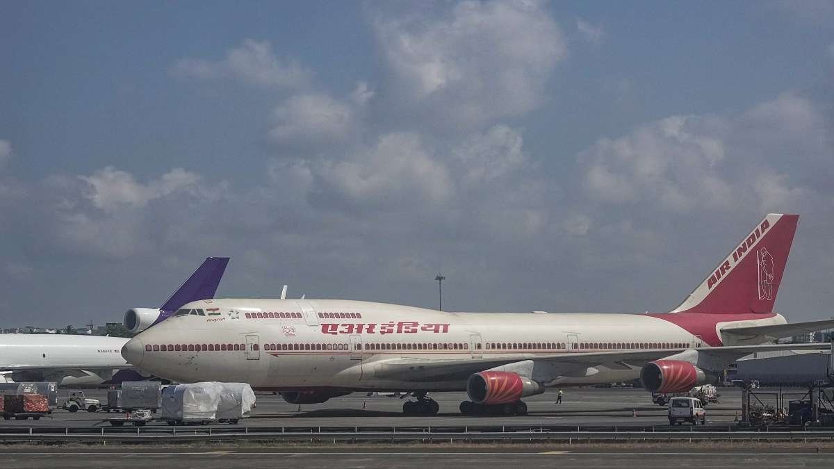 मुंबई से जोधपुर के लिए एयर इंडिया की उड़ान इस कारण से बीच में लौटती है