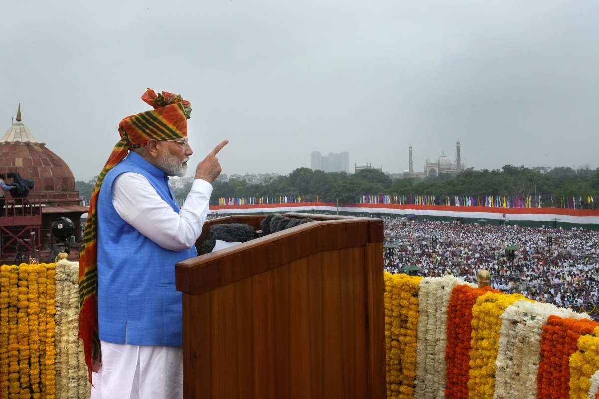 स्वतंत्रता दिवस: नेहरू से मोदी तक, कितनी बार भारतीय पीएम ने लाल किले से भाषण दिया?