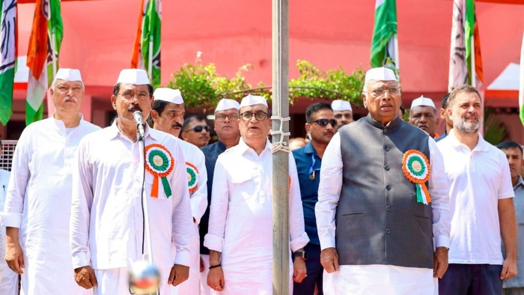 CWC PATNA बैठक: कांग्रेस ने भाजपा-आरएसएस पर 'ध्वस्त' लोकतंत्र का आरोप लगाया, दो प्रस्तावों को पारित करता है