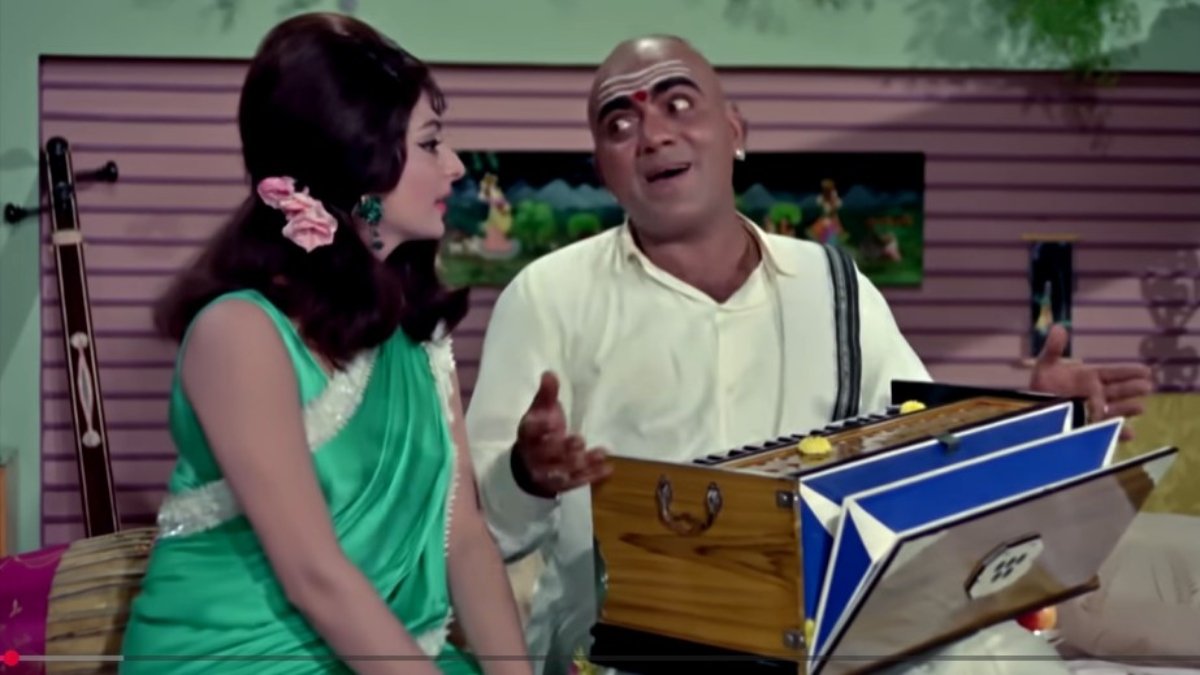 जब सीमा शुल्क अधिकारियों ने हवाई अड्डे पर महमूद को रोक दिया, तो अभिनेता की अनमोल प्रतिक्रिया को जानें