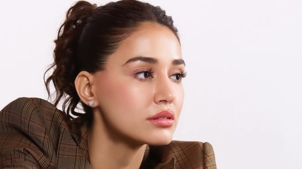 दिशा पटानी के पिता ने बरेली हाउस में फायरिंग की प्रतिक्रिया दी | अंदर दिशा पटानी के पिता ने बरेली हाउस में फायरिंग की प्रतिक्रिया दी | अंदर