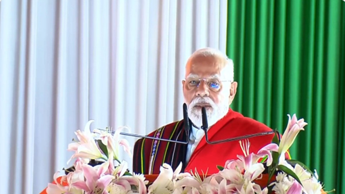 मणिपुर भारत की प्रगति का महत्वपूर्ण स्तंभ है, साहस की भूमि: चुराचंदपुर में पीएम मोदी | वीडियो