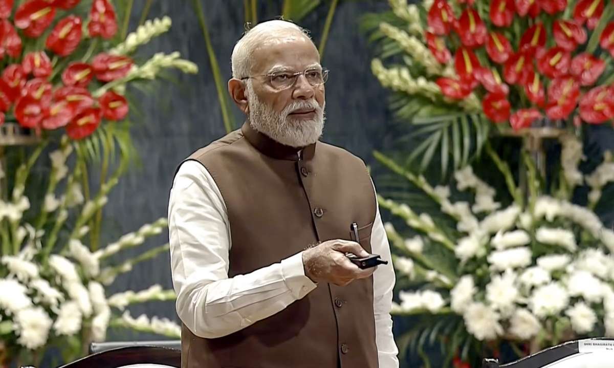 पीएम मोदी ने 35,440 करोड़ रुपये की दो बड़ी कृषि योजनाएं शुरू कीं, किसानों से उत्पादन बढ़ाने का आग्रह किया