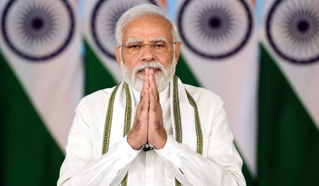 पीएम मोदी ने नागरिकों से स्थानीय व्यवसायों का समर्थन करने और उन्हें अपनाने का आग्रह किया