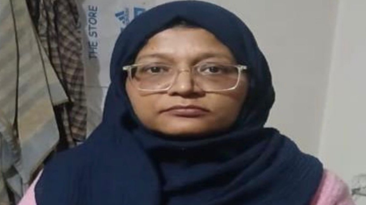 दिल्ली विस्फोट: गिरफ्तार डॉक्टर शाहीन की पहली तस्वीर सामने आई, जिसे भारत में जैश की महिला विंग स्थापित करने का काम सौंपा गया था