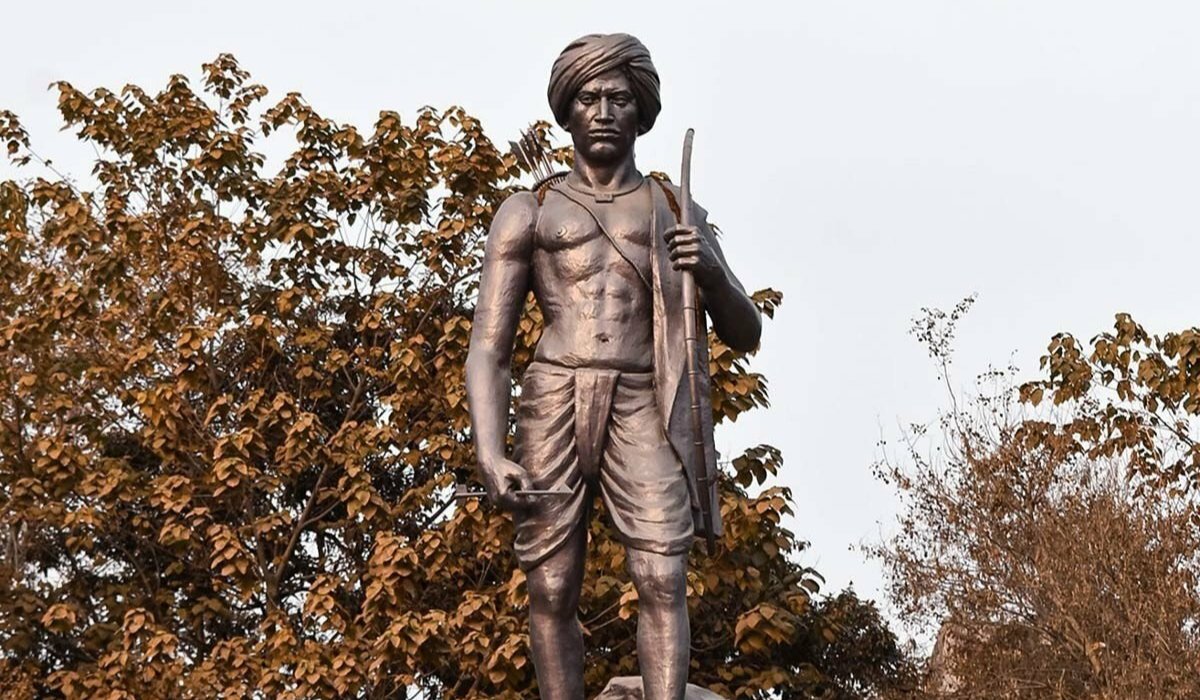 बिरसा मुंडा जयंती 2025: उलगुलान से लेकर आधुनिक आदिवासी आंदोलनों और वन संरक्षकों तक