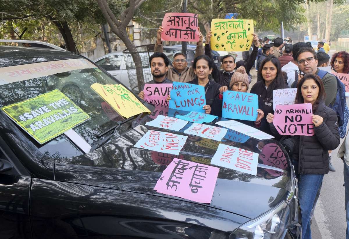 एनसीआर में खनन की अनुमति नहीं: सरकार ने सुप्रीम कोर्ट के अरावली आदेश पर स्पष्टीकरण दिया