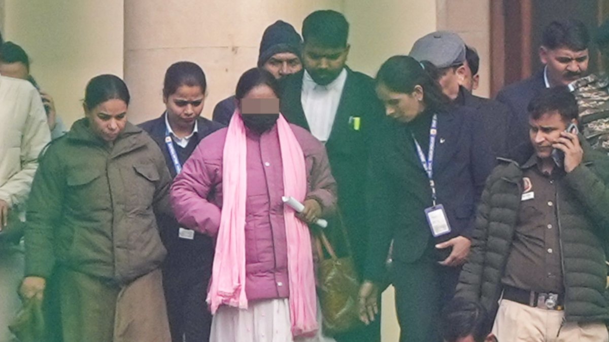'जब तक उसे फांसी नहीं हो जाती तब तक आराम नहीं करूंगा': सुप्रीम कोर्ट द्वारा सेंगर की उम्रकैद की सजा पर रोक लगाने के बाद उन्नाव बलात्कार पीड़िता