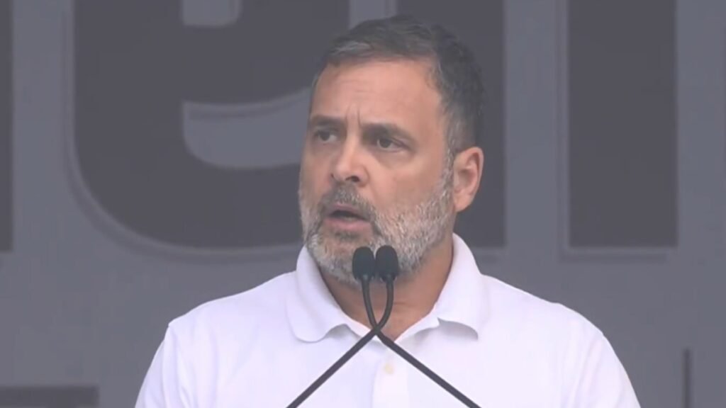 'हम मोदी-आरएसएस सरकार को हटाने के लिए सत्य, अहिंसा के साथ काम करेंगे': 'वोट चोर गद्दी छोड़' रैली में राहुल गांधी