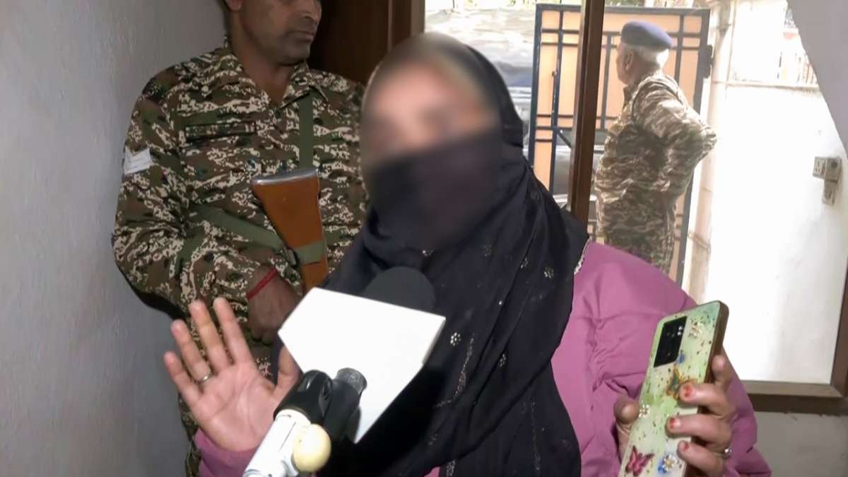 उन्नाव रेप पीड़िता ने सेंगर की बेटियों पर लगाया पहचान उजागर करने का आरोप, लगाई मदद की गुहार