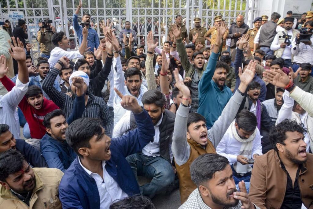 ओडिशा बंद आज: क्या स्कूल, कॉलेज, बैंक, सरकारी कार्यालय बंद हैं? यहां वह है जो आपको अवश्य जानना चाहिए