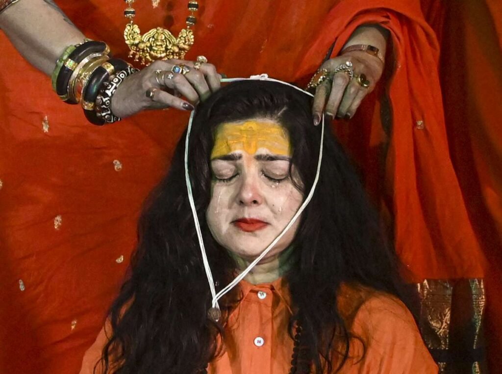 ममता कुलकर्णी ने किन्नर अखाड़े के महा मंडलेश्वर पद से इस्तीफा दिया, व्यक्तिगत आध्यात्मिक मार्ग का हवाला दिया ममता कुलकर्णी ने किन्नर अखाड़े के महा मंडलेश्वर पद से इस्तीफा दिया, व्यक्तिगत आध्यात्मिक मार्ग का हवाला दिया