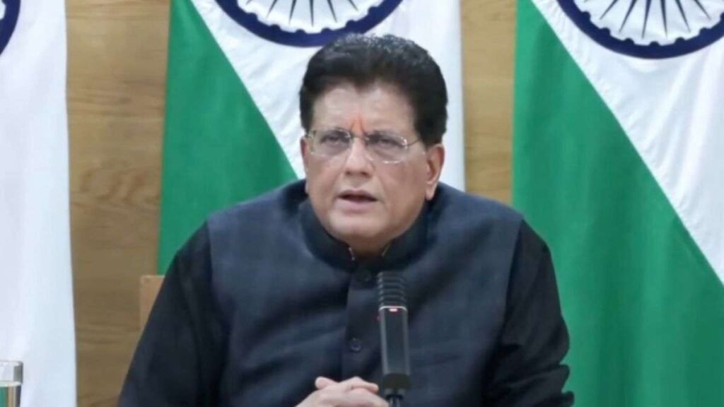 ऐतिहासिक भारत-अमेरिका व्यापार समझौते के लिए पीयूष गोयल ने की पीएम मोदी की सराहना, राहुल गांधी पर भड़के आंसू | वीडियो ऐतिहासिक भारत-अमेरिका व्यापार समझौते के लिए पीयूष गोयल ने की पीएम मोदी की सराहना, राहुल गांधी पर भड़के आंसू | वीडियो