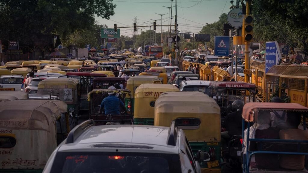 भारत की सड़कों पर पूर्वानुमानित पुलिसिंग और यातायात प्रबंधन उपकरण कैसे उपयोग किए जाते हैं | व्याख्या की भारत की सड़कों पर पूर्वानुमानित पुलिसिंग और यातायात प्रबंधन उपकरण कैसे उपयोग किए जाते हैं | व्याख्या की