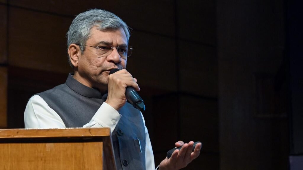 केंद्रीय मंत्री अश्विनी वैष्णव ने 'नारंगी अर्थव्यवस्था' को बढ़ावा देने के लिए तीन नई पहलों का खुलासा किया