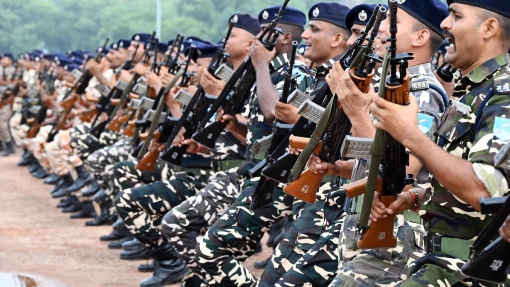 केंद्रीय सशस्त्र पुलिस बल (सामान्य प्रशासन) विधेयक पर विवाद क्यों है? केंद्रीय सशस्त्र पुलिस बल (सामान्य प्रशासन) विधेयक पर विवाद क्यों है?