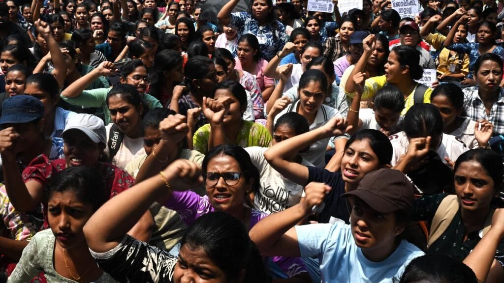 केरल के निजी अस्पतालों में नर्सें हड़ताल पर क्यों गईं | व्याख्या की