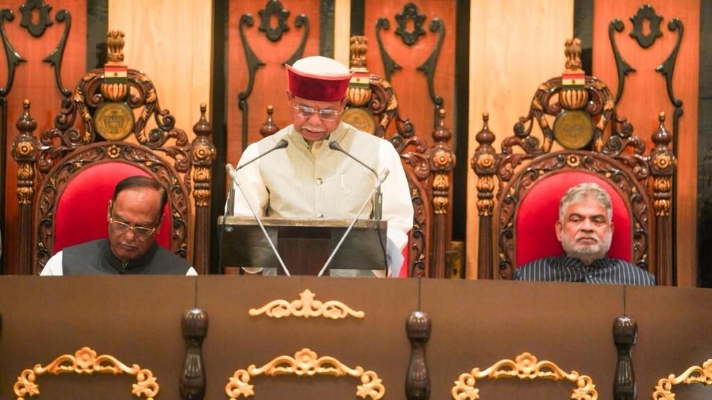 तेलंगाना असाधारण परिवर्तन की दहलीज पर: राज्यपाल शिव प्रताप शुक्ला तेलंगाना असाधारण परिवर्तन की दहलीज पर: राज्यपाल शिव प्रताप शुक्ला