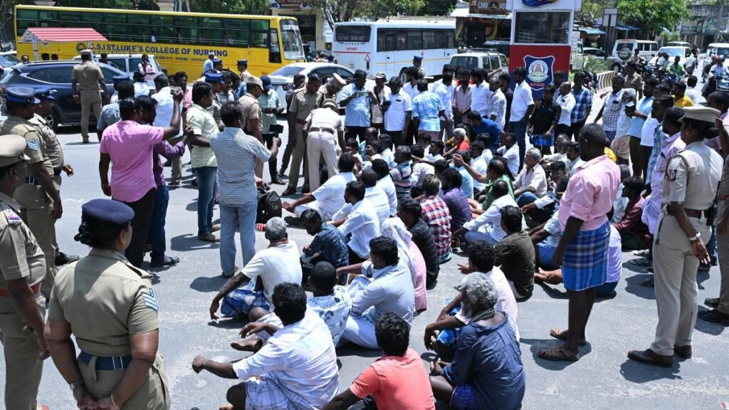 थूथुकुडी में किशोरी की हत्या के मामले में इंस्पेक्टर निलंबित