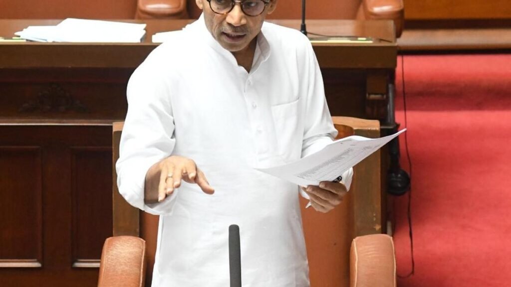 नए पैरामेडिकल प्रवेश मानदंडों से शैक्षणिक संकट पैदा हो सकता है, कॉलेज बंद हो सकते हैं: शरण प्रकाश पाटिल