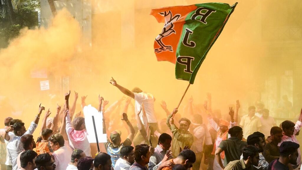 पूरे चुनाव में दलित वोटिंग पैटर्न कैसे बदल गया है