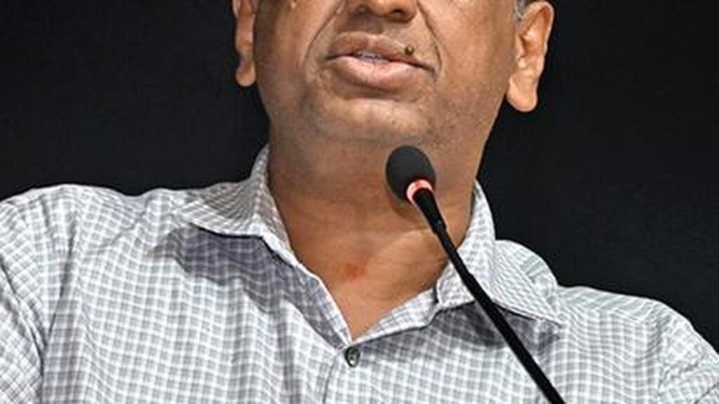 मंत्री ने कॉलेज यूनियन चुनाव कराने के फैसले का बचाव किया मंत्री ने कॉलेज यूनियन चुनाव कराने के फैसले का बचाव किया