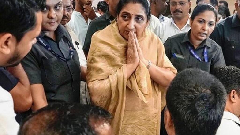 महाराष्ट्र ने एमएमआर में महिला कर्मचारियों के लिए शीघ्र प्रस्थान योजना की घोषणा की