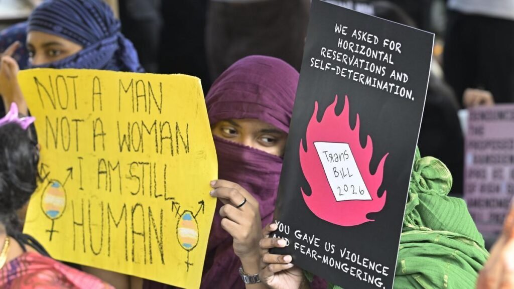 विपक्षी सांसद, कार्यकर्ता ट्रांसजेंडर व्यक्ति अधिनियम में संशोधन का विरोध करते हैं विपक्षी सांसद, कार्यकर्ता ट्रांसजेंडर व्यक्ति अधिनियम में संशोधन का विरोध करते हैं