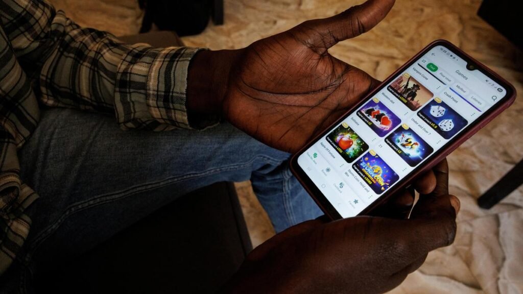 सरकार ने 300 ‘अवैध’ जुआ और सट्टेबाजी प्लेटफार्मों को ब्लॉक किया सरकार ने 300 'अवैध' जुआ और सट्टेबाजी प्लेटफार्मों को ब्लॉक किया