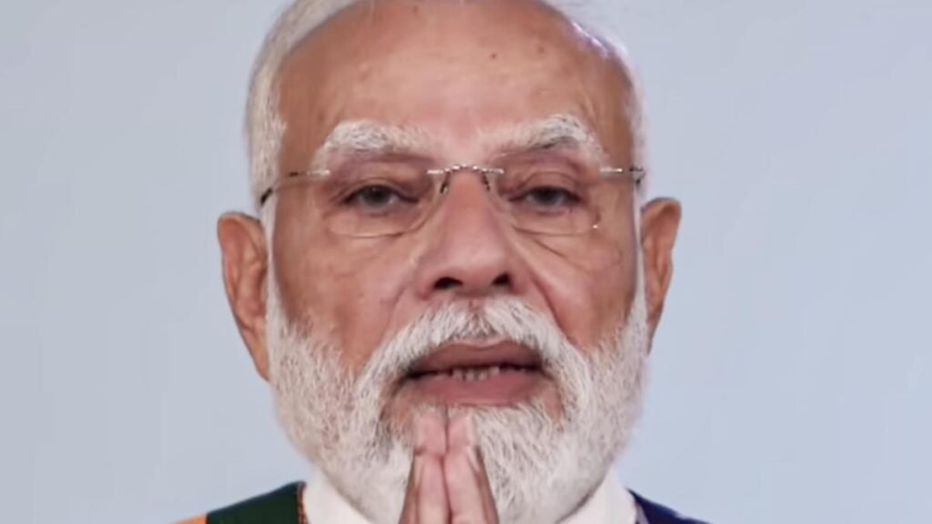 मोदी ने बंगाल और केरल जैसे राज्यों में 'शत्रुतापूर्ण माहौल' से जूझ रहे भाजपा कार्यकर्ताओं को श्रद्धांजलि दी