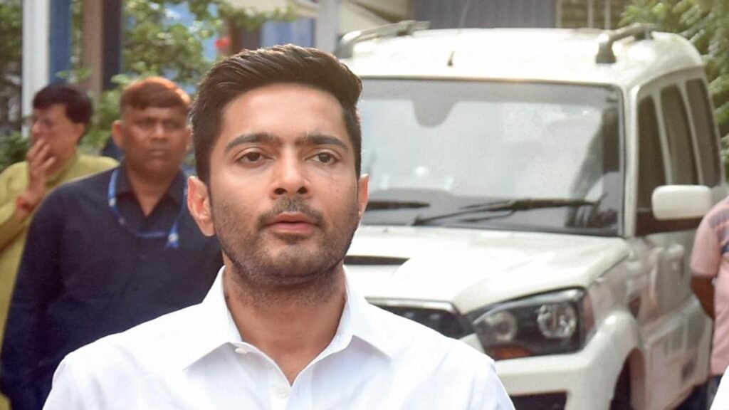 अभिषेक ने बंगाल की चुनावी प्रक्रिया की विश्वसनीयता पर सवाल उठाए, चुनाव आयोग पर 'पक्षपातपूर्ण' होने का आरोप लगाया