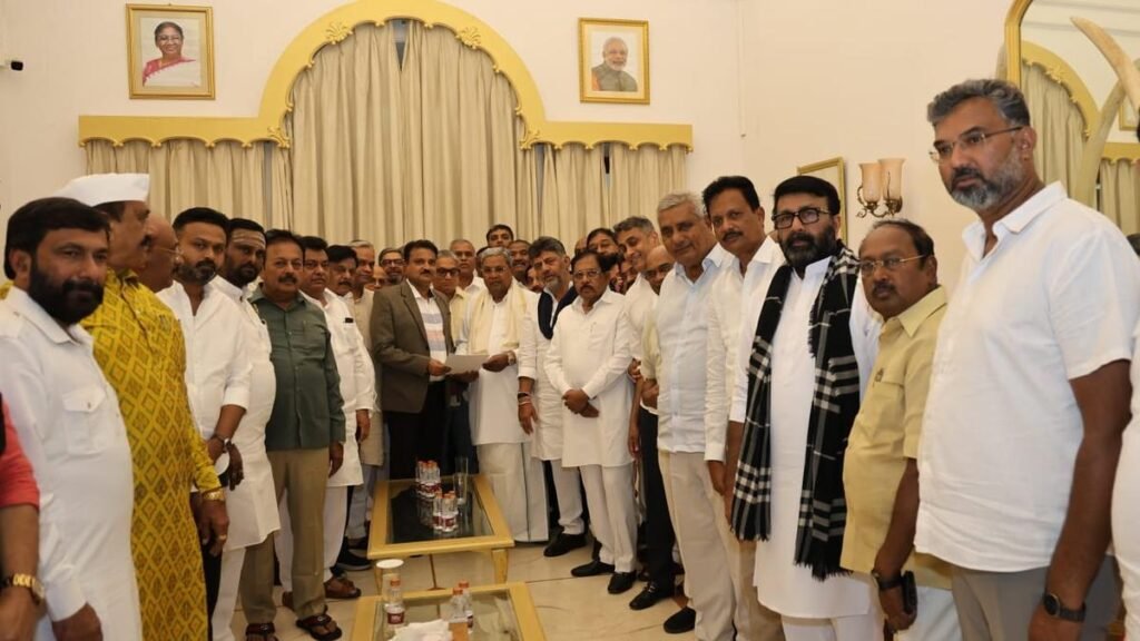 कर्नाटक के मुख्यमंत्री सिद्धारमैया ने इस्तीफा दिया, लेकिन राज्य की राजनीति से नहीं हटेंगे कर्नाटक के मुख्यमंत्री सिद्धारमैया ने इस्तीफा दिया, लेकिन राज्य की राजनीति से नहीं हटेंगे