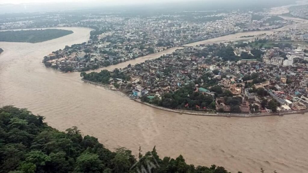 केंद्र ने सुप्रीम कोर्ट से कहा कि ऊपरी गंगा में कोई नई जल विद्युत परियोजना नहीं आनी चाहिए केंद्र ने सुप्रीम कोर्ट से कहा कि ऊपरी गंगा में कोई नई जल विद्युत परियोजना नहीं आनी चाहिए