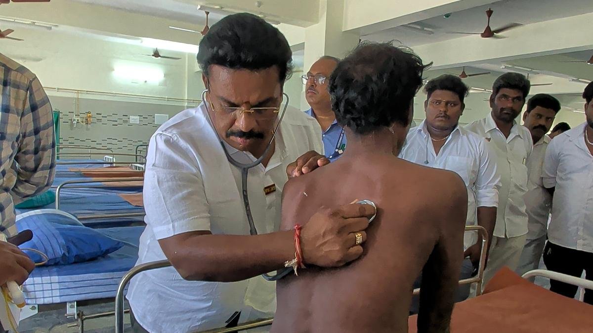नई सरकार. कटपाडी विधायक कहते हैं, अस्पताल, जलभराव रोकना मेरी प्राथमिकताओं में है