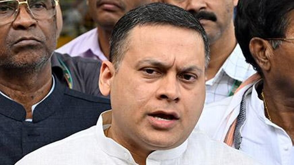 प्रधानमंत्री की मितव्ययता अपील विवाद: भाजपा का राहुल गांधी पर पलटवार; जवाहरलाल नेहरू के भाषण का हवाला देते हैं