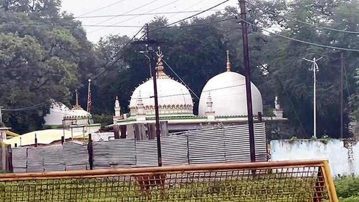 भोजशाला-कमल मौला परिसर को मध्य प्रदेश उच्च न्यायालय ने मंदिर घोषित किया