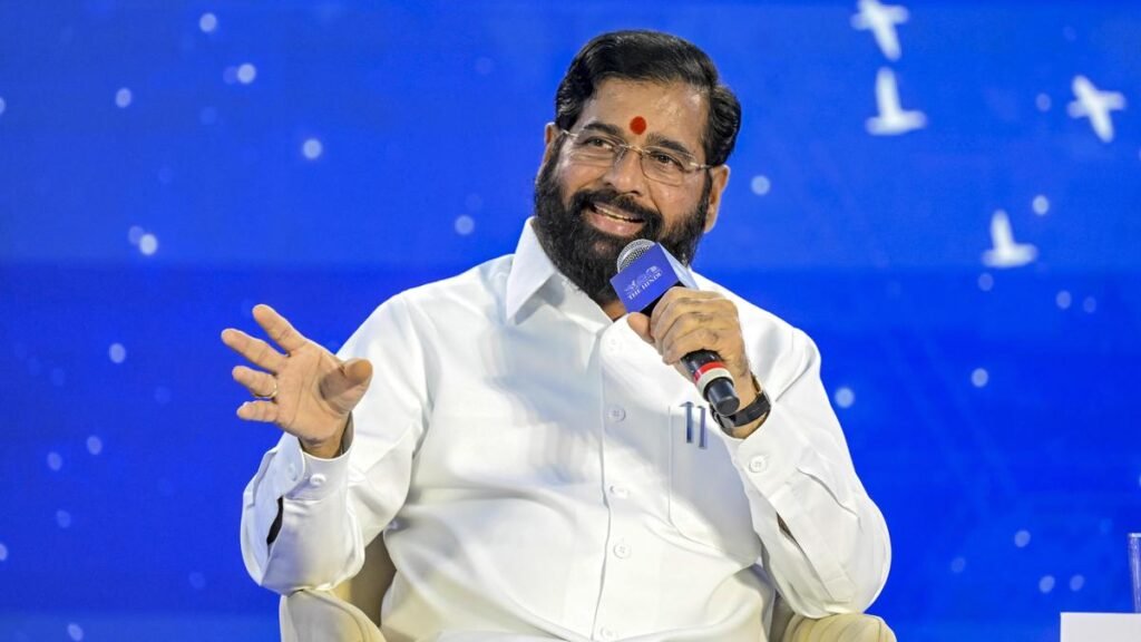 'विकास कारखानों या सड़कों के बारे में नहीं है; हमें लोगों से जुड़ना चाहिए'