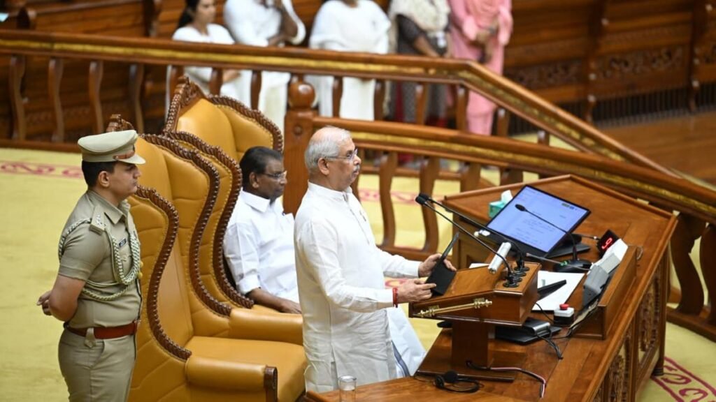 विधानसभा में केरल के राज्यपाल के नीतिगत संबोधन में जन-केंद्रित, स्वच्छ शासन पर जोर देने के साथ 'पुथुयुग केरलम' की परिकल्पना की गई है