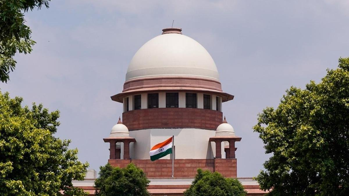 सुप्रीम कोर्ट का कहना है कि स्वतंत्र और निष्पक्ष चुनाव तभी हो सकते हैं जब स्वतंत्र चुनाव आयुक्त हों