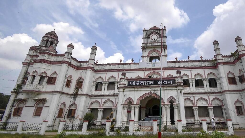 सुल्तान पैलेस विवाद के बीच पर्यटन मंत्री का कहना है कि ऐसी विरासत संरचनाओं का सौंदर्यीकरण किया जाएगा
