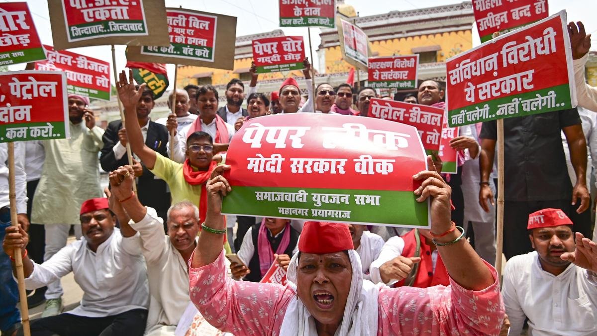 NEET, OSM मुद्दों पर गौर कर रहा संसदीय पैनल; एनटीए, सीबीएसई से जवाब मांगा