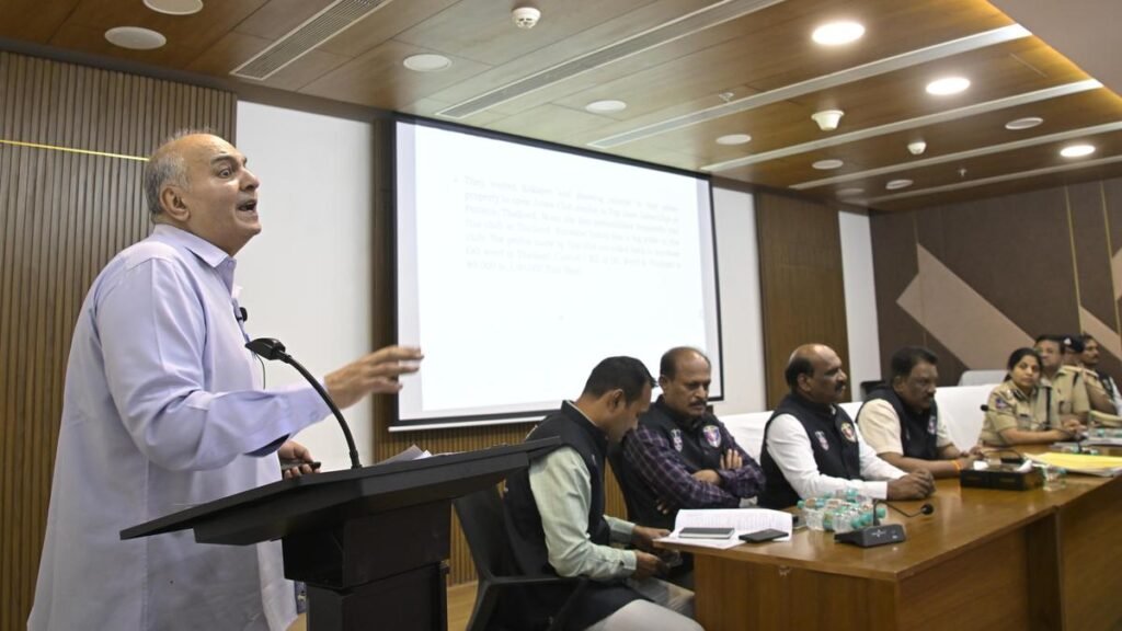 अंतर्राष्ट्रीय हाइड्रोपोनिक कैनबिस तस्करी सिंडिकेट का भंडाफोड़; 40 आरोपियों की हुई पहचान