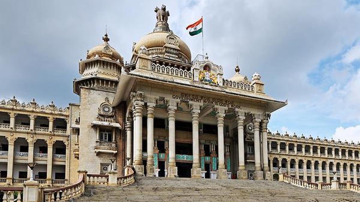 कर्नाटक में भर्ती अभियान शुरू होने वाला है, नौकरियों की संख्या बढ़कर 72,186 हो गई है