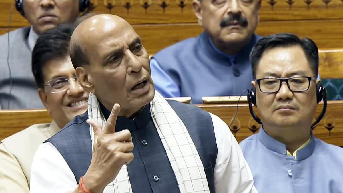 केंद्र ने राजनाथ सिंह के ऑपरेशन सिन्दूर भाषण पर सोशल मीडिया के दावों को खारिज किया