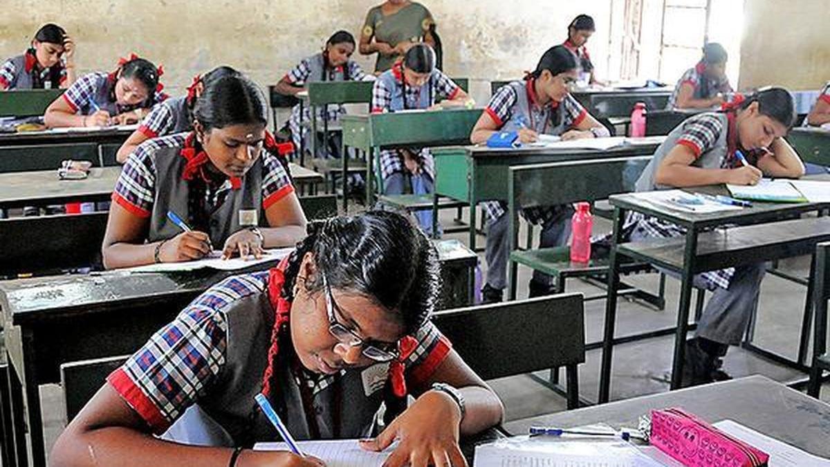 केन्द्रीय विद्यालयों में कक्षा 6 और 9 के लिए न्यूनतम एक संस्कृत बैच आवश्यक है