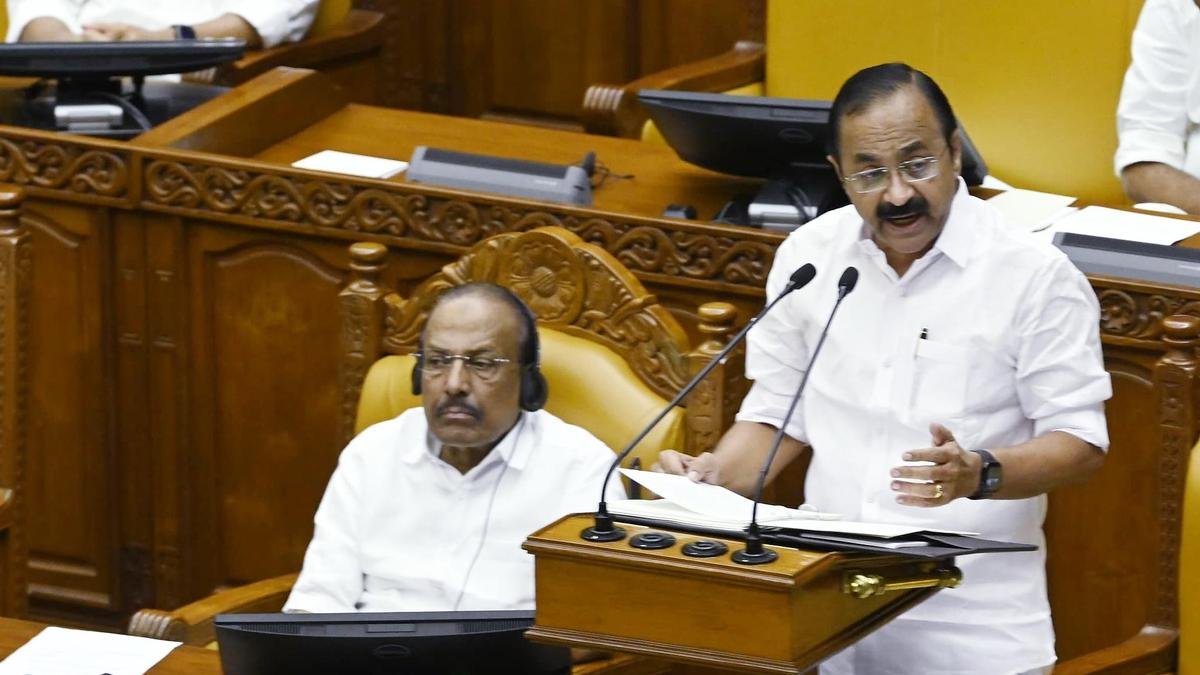 केरल की कम अल्कोहल वाली शराब नीति ने राजनीतिक तूफान क्यों खड़ा कर दिया है | व्याख्या की
