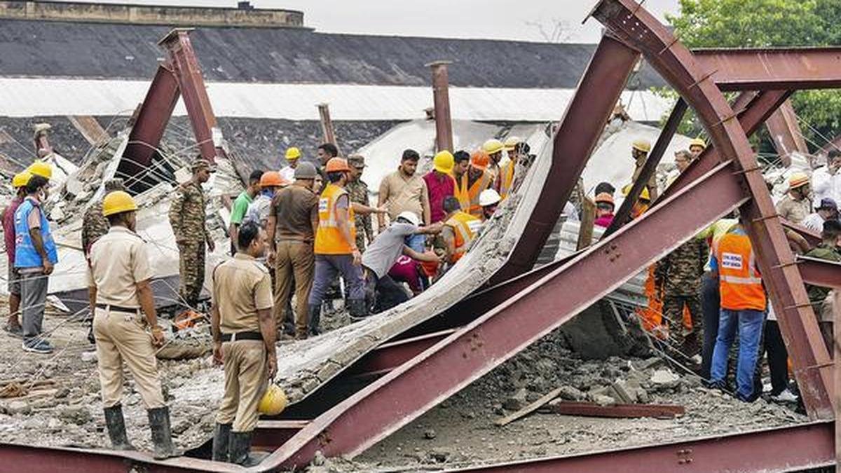 कोलकाता गोदाम ढहने से मरने वालों की संख्या 11 हुई; सीएम ने बिल्डिंग प्लान के ऑडिट के आदेश दिए