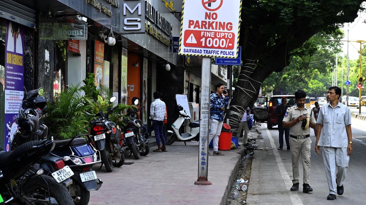 तेलंगाना में, चलने का अधिकार डिजाइन से पटरी से उतर गया