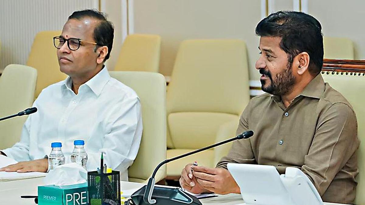 निवर्तमान तेलंगाना सीएस रामकृष्ण राव सलाहकार के रूप में कदम रखने वाले नौकरशाहों की श्रेणी में शामिल हो गए हैं